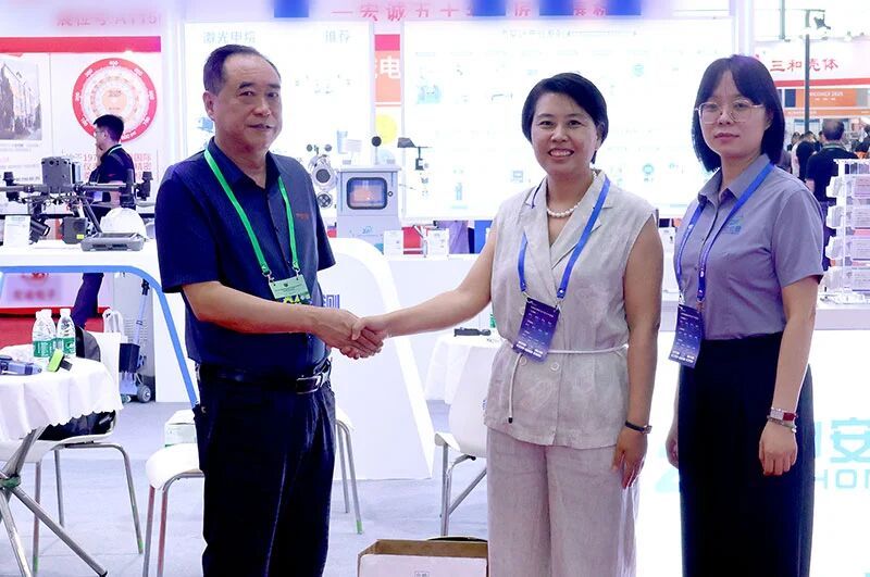 【MICONEX 2025】展會第二天，精彩不斷！